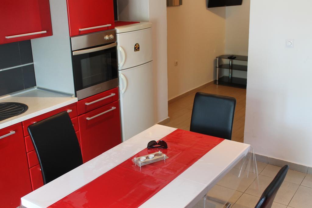 Apartments Roko Kolinda Bibinje Exterior photo