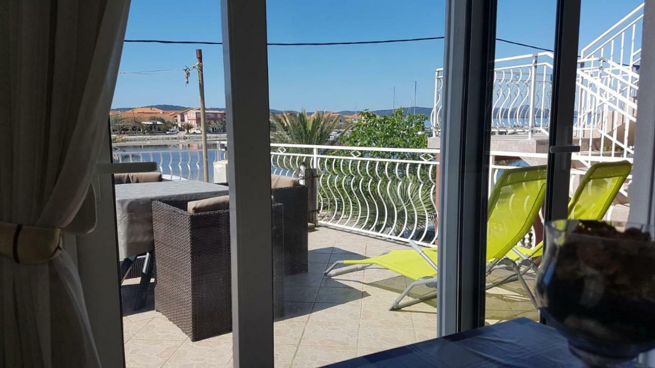 Apartments Roko Kolinda Bibinje Exterior photo